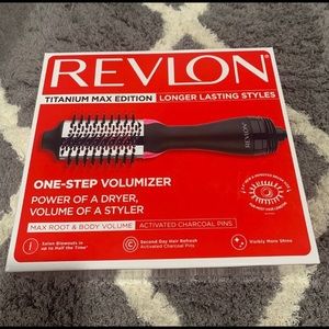 Revlon Titanium Max Edition